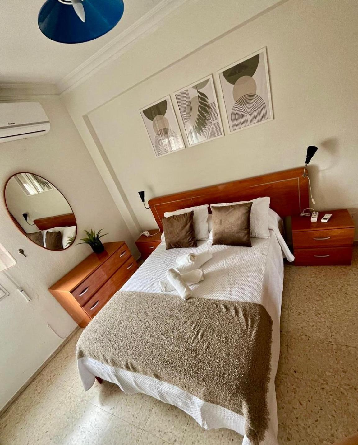 סביליה Cozy Apartment Next To Center מראה חיצוני תמונה