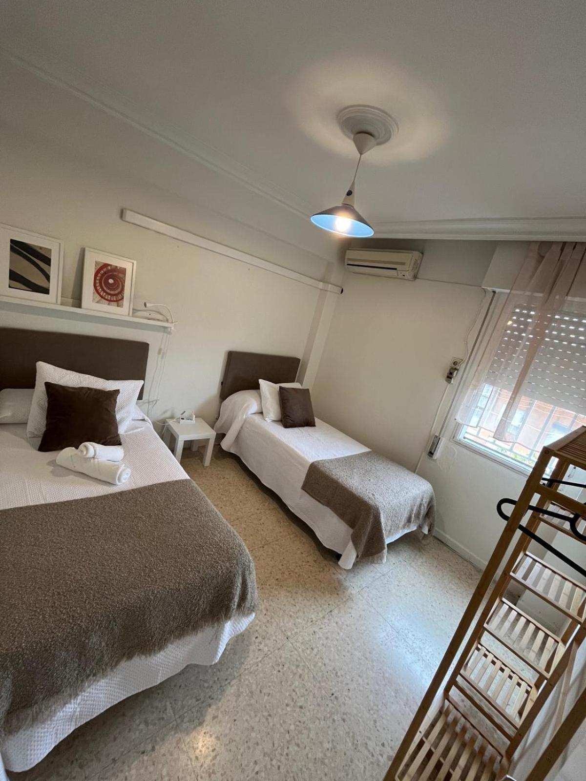 סביליה Cozy Apartment Next To Center מראה חיצוני תמונה